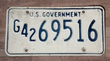 1970s 1980s US Government License Plate # G42 69516 picture