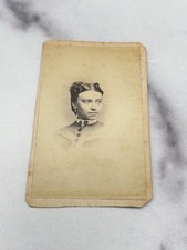 Antique CDV Young Woman Portrait J R Marken Frederick Maryland 1870s picture