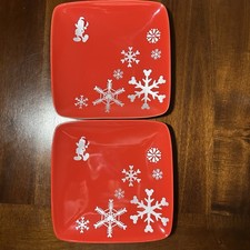 Disney Parks Mickey Mouse Snowflake Red Square Christmas Plates Set of 2 picture