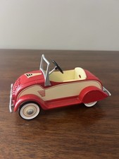 HALLMARK KIDDIE CAR CLASSICS PEDAL CAR 1934 GARTON CHRYSLER AIRFLOW picture