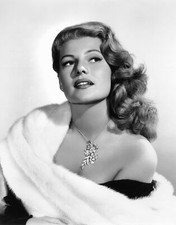A Rita Hayworth Black And White 4x6 Picture Celebrity Print picture