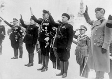 Hans Georg von Mackensen at Tomb of Unknown Soldier Rome April 12t- Old Photo picture