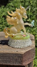 Vintage 1990s Rainbow Dreams Unicorn FLOWERS AND FRIENDSHIP W/Spun Glass picture