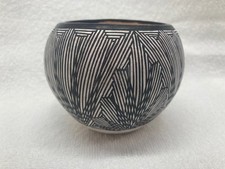 Vintage Acoma Pueblo Fine Line Seed Bowl by D.Patricio picture