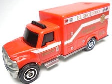2018 MATCHBOX INTERNATIONAL TERRASTAR AMBULANCE FIRE RESCUE RED DIECAST 3 1/8