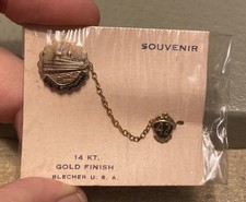 1942 The Peter Stuyvesant Ferry Hudson River Day Line Steamer Souvenir Lapel Pin picture