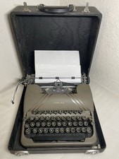 Vintage 1941 Smith Corona 4 Bank Silent Portable Typewriter & Case ***AS IS*** picture