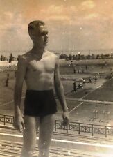 1940s Muscular Shirtless Man Affectionate Guy Beach Gay int B&W Vintage Photo picture
