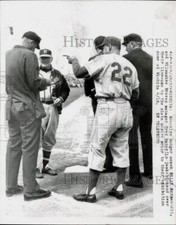 1957 Press Photo Dodger coach Billy Herman & Braves manager Fred Haney, KS picture