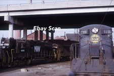 Original 35mm Slide N&W Norfolk & Western Railroad Trains 1972 picture