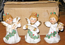 3 VINTAGE HOMCO CHRISTMAS PORCELAIN ANGEL FIGURINES w MUSICAL INSTRUMENTS IN BOX picture