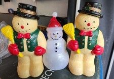 VTG  1997 Dynagood Snowman(2) Plus White Snowman Pathway Blow Mold picture