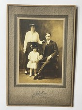 Antique 1910s Cabinet Card Photo of Couple With Little Girl - Pittsburgh, PA picture