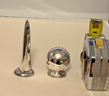 VINTAGE JENNINGS BROS 1939 NY WORLD’S FAIR TRYLON & PERISPHERE SALT & PEPPER SP picture