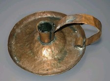 ANTIQUE ARTS & CRAFTS Mission HAND HAMMERED COPPER CHAMBER STICK CANDLE HOLDER picture