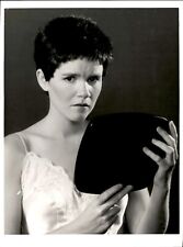 LD285 1986 Original Photo MARE WINNINGHAM Who is Julia Androgynous Short Haircut picture
